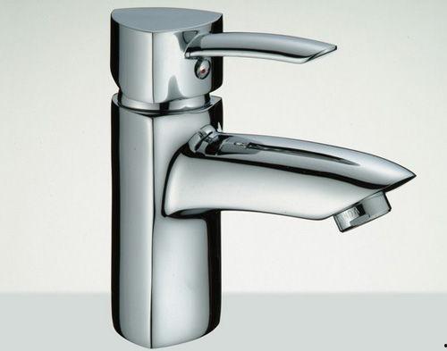 娱乐吃瓜君用水龙头飞天,揭秘“水龙头飞天”奇观背后的秘密